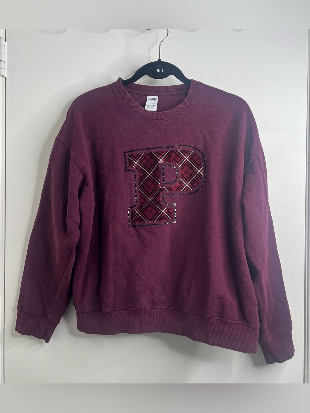 PINK Victoria's Secret Plum Plaid 'P' Crewneck Sweatshirt Large Athleisure